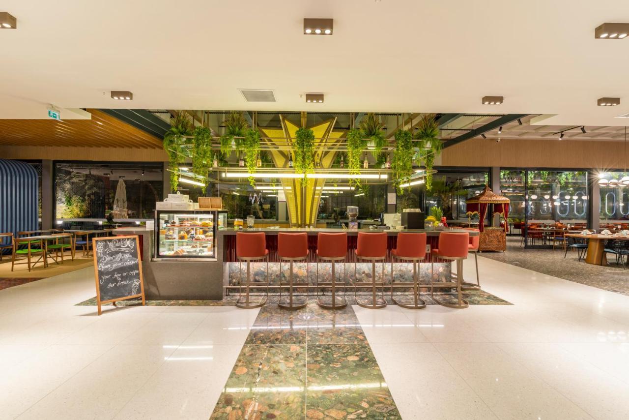 Mercure Trabzon Hotel Exterior photo The lobby of the hotel