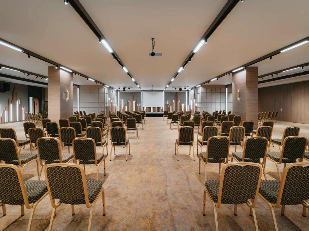 Mercure Trabzon Hotel Exterior photo The main conference hall
