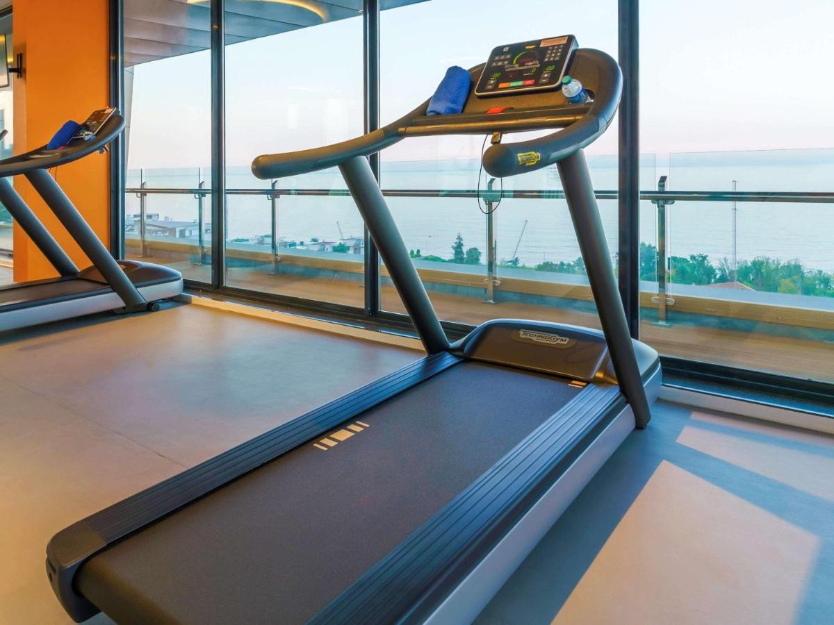 Mercure Trabzon Hotel Exterior photo A treadmill