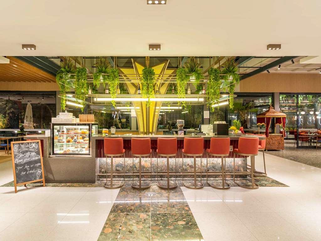 Mercure Trabzon Hotel Restaurant photo The Bar