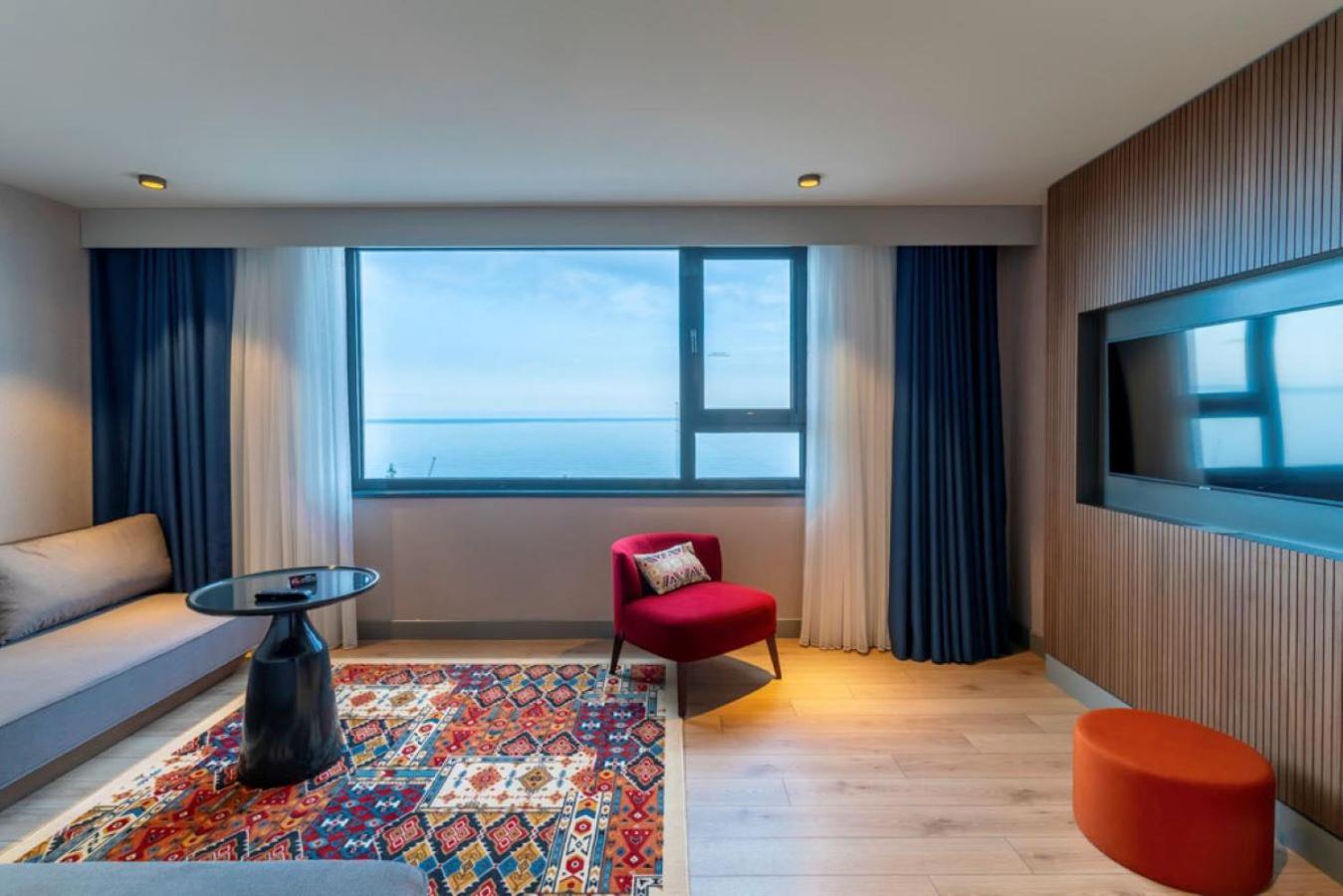 Mercure Trabzon Hotel Exterior photo A suite at the hotel